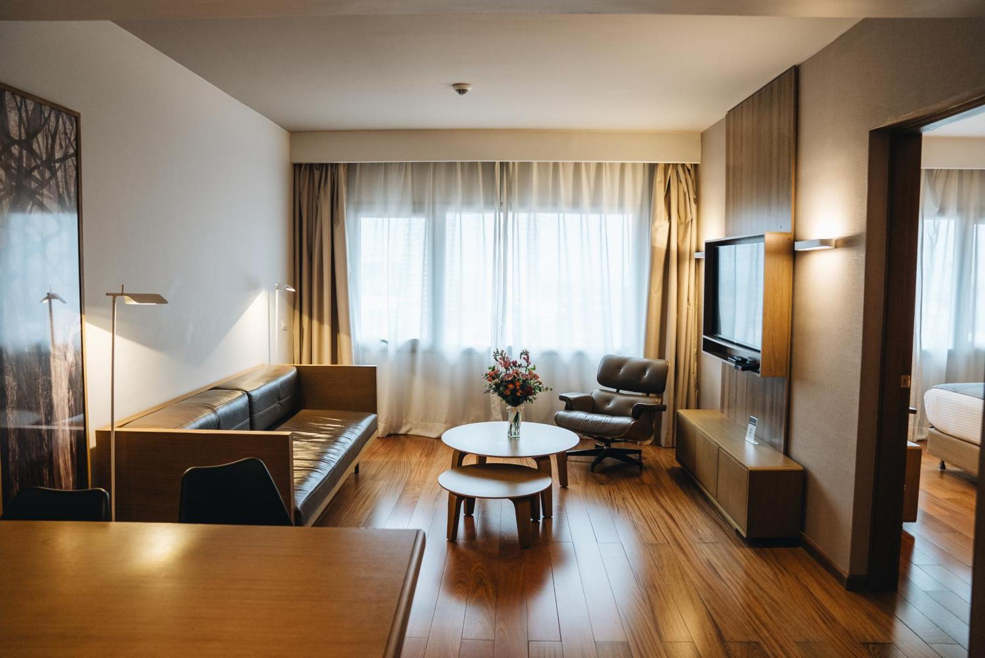 Suite con cama extragrande - No fumadores